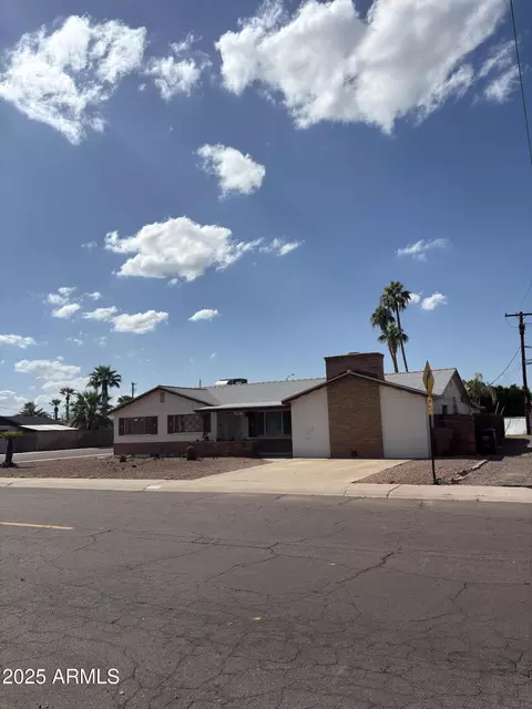 802 N 74th St, Scottsdale, AZ 85257
