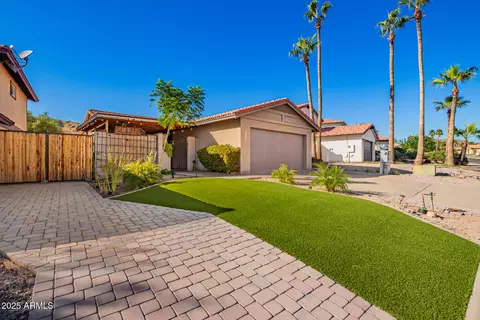 9802 S 44th St, Phoenix, AZ 85044 photo 3