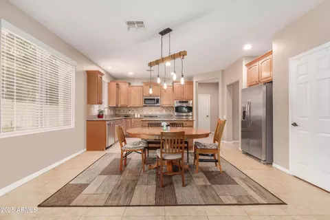 5606 W Cavedale Dr, Phoenix, AZ 85083 photo 6