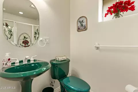 Bath - 11328 E Mendoza Ave, Mesa, AZ 85209 photo 1 of 8