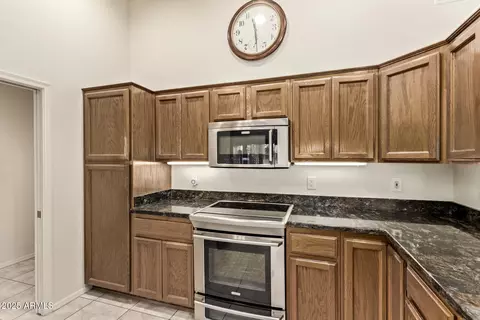 Kitchen - 11328 E Mendoza Ave, Mesa, AZ 85209 photo 6 of 6