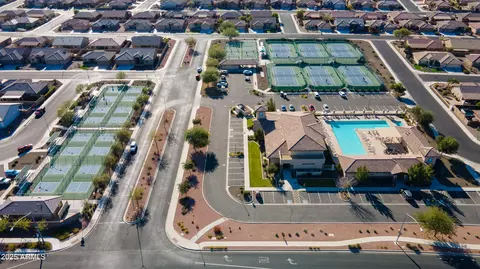 View/Area - 11328 E Mendoza Ave, Mesa, AZ 85209 photo 2 of 10