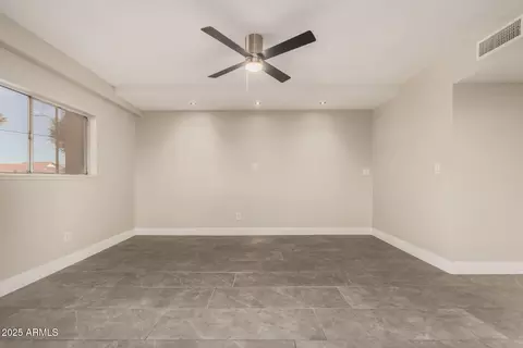 Living - 353 E Thomas Rd #C101, Phoenix, AZ 85012 photo 2 of 6