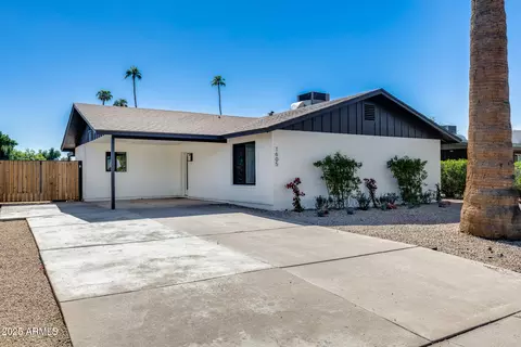 Exterior - 1605 E Broadmor Dr, Tempe, AZ 85282 photo 1 of 3
