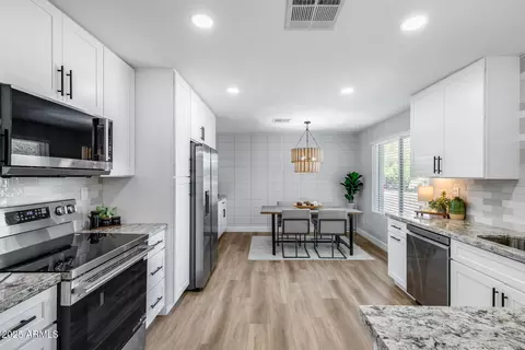 Kitchen - 1605 E Broadmor Dr, Tempe, AZ 85282 photo 2 of 3