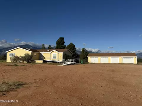 6226 S Ranch Rd, Hereford, AZ 85615