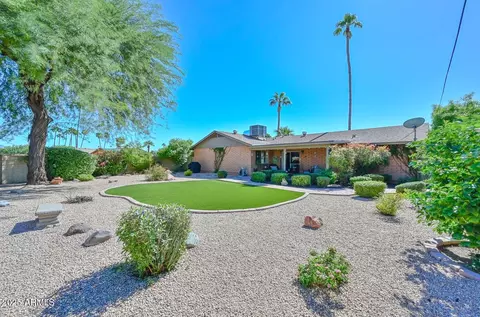 4530 E Sharon Dr, Phoenix, AZ 85032 photo 2