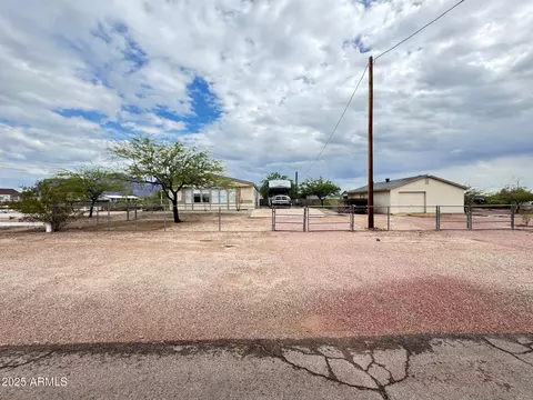 1835 E 20th Ave, Apache Junction, AZ 85119