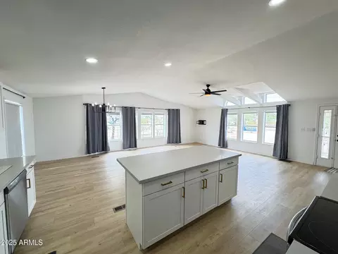 1835 E 20th Ave, Apache Junction, AZ 85119 photo 11