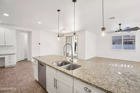 Kitchen - 3959 E Morrison Ranch Pkwy, Gilbert, AZ 85296 photo 2 of 2