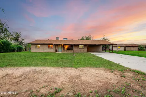 7414 W Hearn Rd, Peoria, AZ 85381