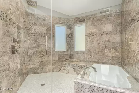 Bath - 3346 E Tanglewood Dr, Phoenix, AZ 85048 photo 3 of 5