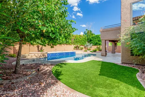 Exterior - 3346 E Tanglewood Dr, Phoenix, AZ 85048 photo 4 of 5