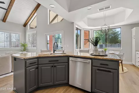Kitchen - 1831 E Linda Ln, Gilbert, AZ 85234 photo 3 of 5