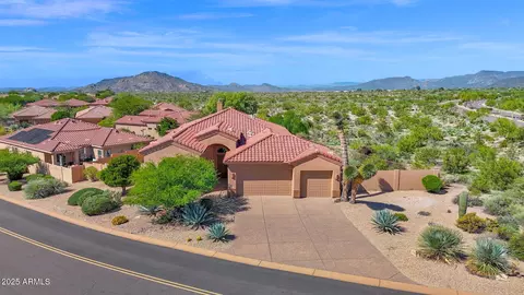 9532 E Whitewing Dr, Scottsdale, AZ 85262