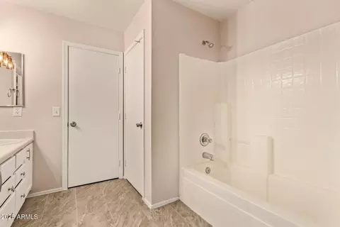 Bath - 8852 E Pampa Ave, Mesa, AZ 85212 photo 2 of 3