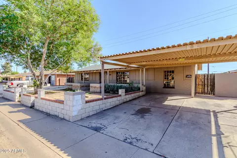 4733 W Crittenden Ln, Phoenix, AZ 85031