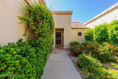 9113 W Kimberly Way, Peoria, AZ 85382