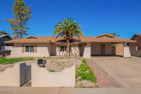 8010 W Westview Dr, Phoenix, AZ 85033