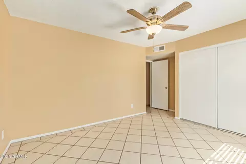 Bedroom - 8010 W Westview Dr, Phoenix, AZ 85033 photo 2 of 2