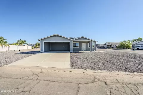 10426 W Grayback Dr, Arizona City, AZ 85123