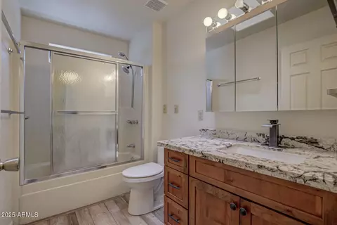 Bath - 6253 W Sharyn Rd, Pine, AZ 85544 photo 3 of 3