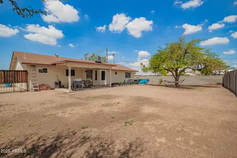 Exterior - 17809 N 34th Ave, Phoenix, AZ 85053 photo 2 of 5