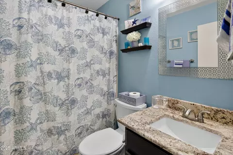 Bath - 3930 E Agave Rd, Phoenix, AZ 85044 photo 3 of 3