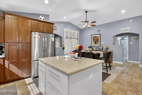 Kitchen - 3930 E Agave Rd, Phoenix, AZ 85044 photo 6 of 7