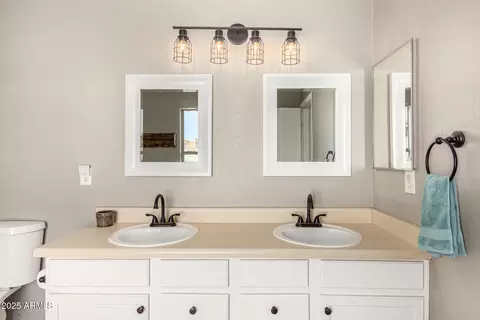 Bath - 3273 S Chaparral Rd, Apache Junction, AZ 85119 photo 1 of 1