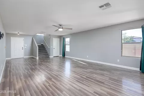 Living - 3273 S Chaparral Rd, Apache Junction, AZ 85119 photo 2 of 8