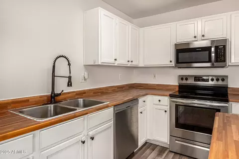 Kitchen - 3273 S Chaparral Rd, Apache Junction, AZ 85119 photo 2 of 3
