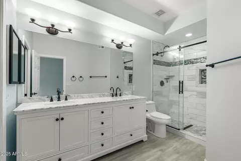Bath - 45 E 9th Pl #80, Mesa, AZ 85201 photo 2 of 6