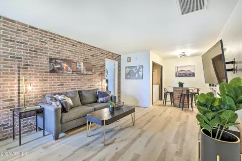 726 S Nebraska St #148, Chandler, AZ 85225