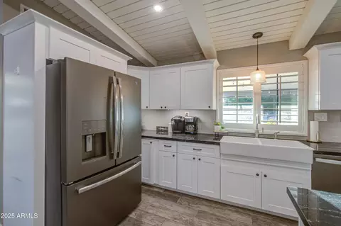 Kitchen - 2246 N N Frst, Mesa, AZ 85203 photo 5 of 8