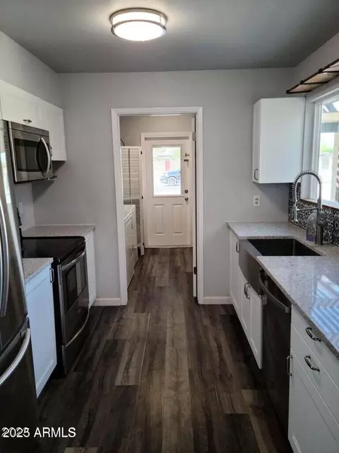 1947 E Del Sur Dr, Tempe, AZ 85283 photo 10