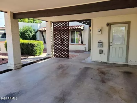 1947 E Del Sur Dr, Tempe, AZ 85283 photo 2
