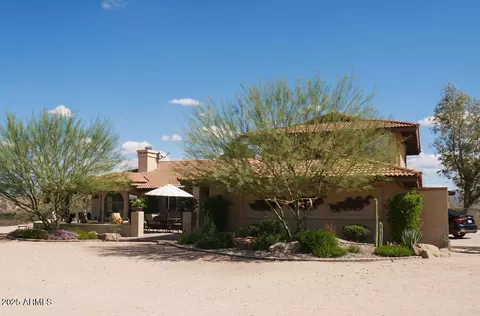694 N Country Club Dr, Wickenburg, AZ 85390