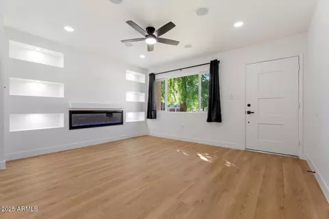 Living - 8801 N 34th Ave, Phoenix, AZ 85051 photo 2 of 5