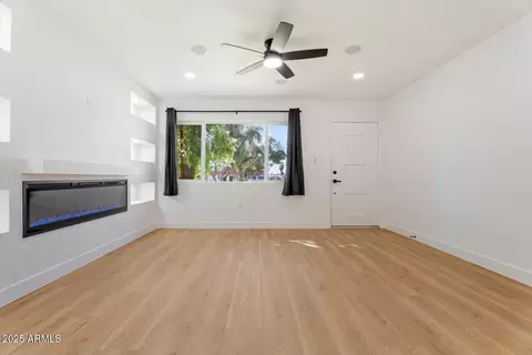 Living - 8801 N 34th Ave, Phoenix, AZ 85051 photo 3 of 5