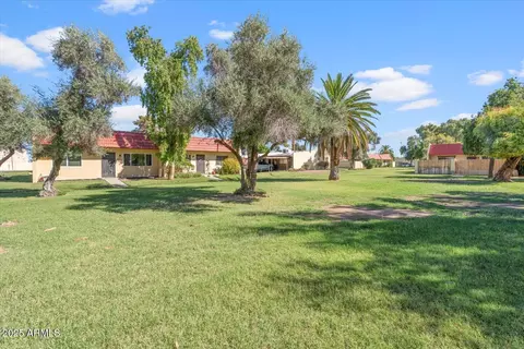 Exterior - 8801 N 34th Ave, Phoenix, AZ 85051 photo 3 of 7