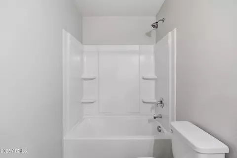 Bath - 152 E Dewey Ave, Coolidge, AZ 85128 photo 1 of 4