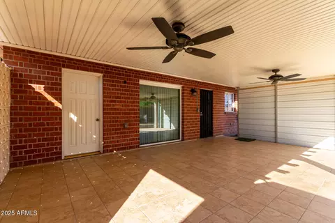 Exterior - 401 W Vineyard Rd, Phoenix, AZ 85041 photo 2 of 8