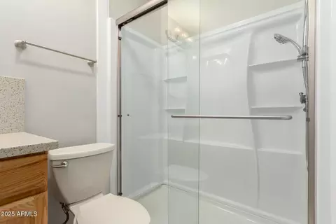 Bath - 401 W Vineyard Rd, Phoenix, AZ 85041 photo 3 of 3