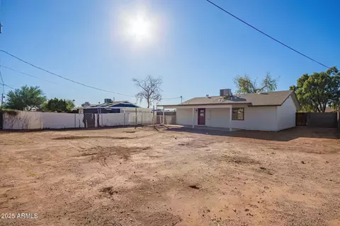 Exterior - 433 N 111th Pl, Mesa, AZ 85207 photo 2 of 3