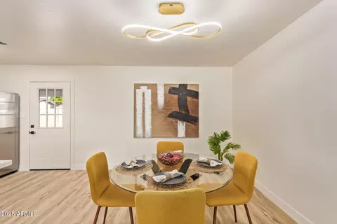 Dining - 433 N 111th Pl, Mesa, AZ 85207 photo 2 of 2