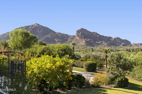 5221 E Arroyo Rd, Paradise Valley, AZ 85253