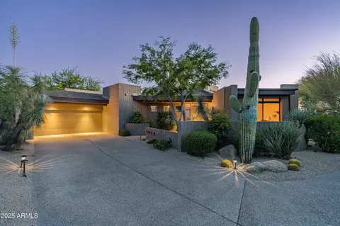 10699 E Fernwood Ln, Scottsdale, AZ 85262
