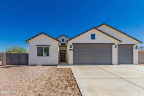 15901 S Bentley Dr, Arizona City, AZ 85123