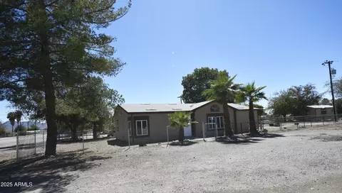 35358 2nd St, Wenden, AZ 85357 photo 2